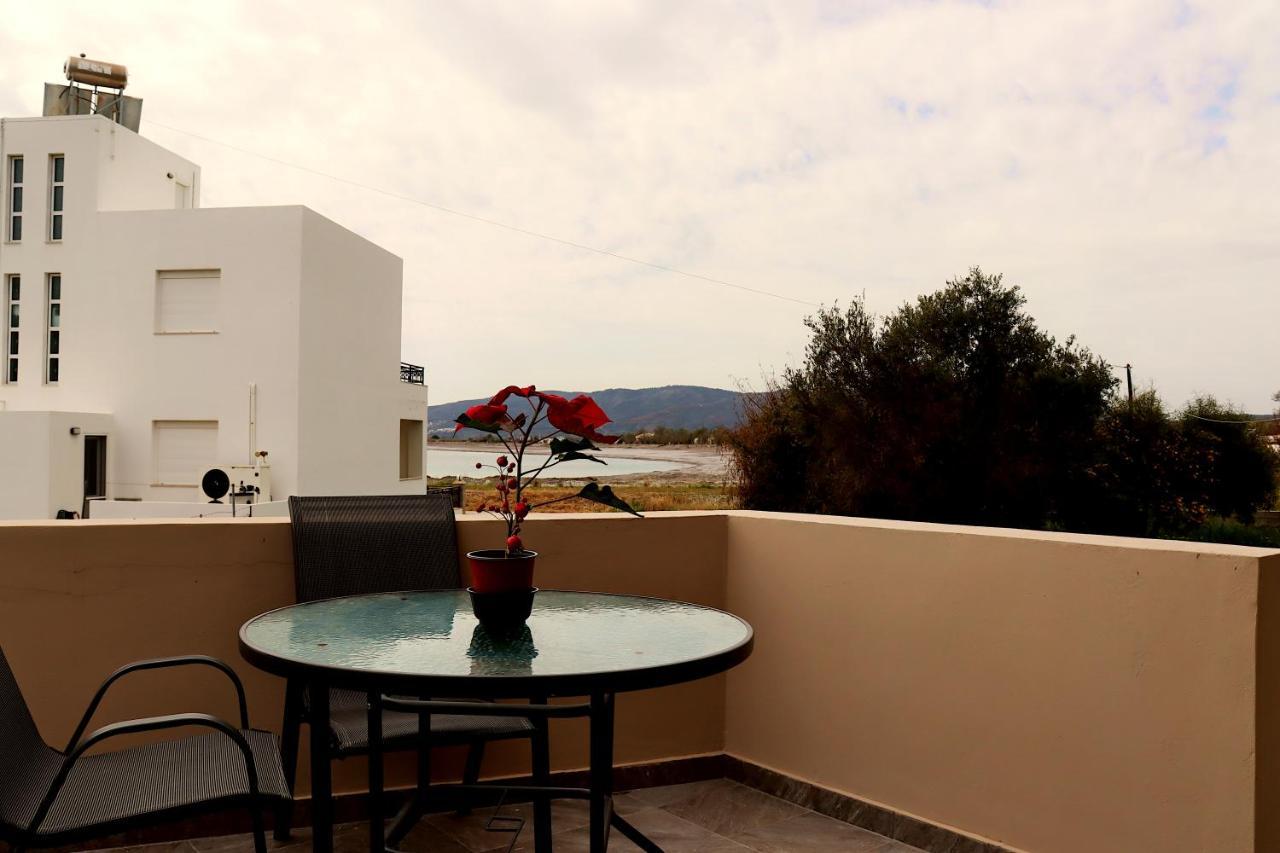 Sea Breeze Apartment Haraki Exterior photo
