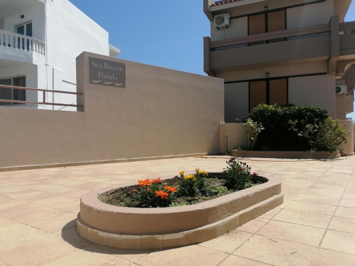 Sea Breeze Apartment Haraki Exterior photo